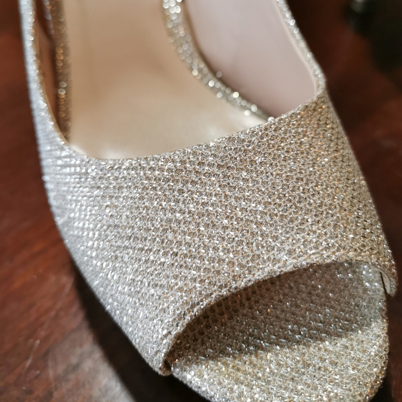 Glitter Heels - Picture 5 of 7